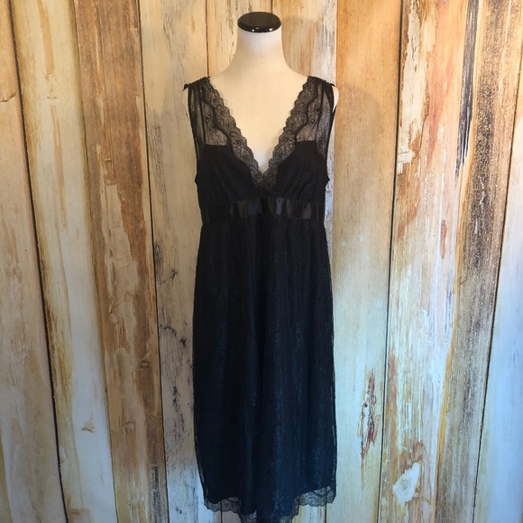 Club Monaco Dresses & Skirts - Club Monaco Black Lace Dress sz 12 NWT!